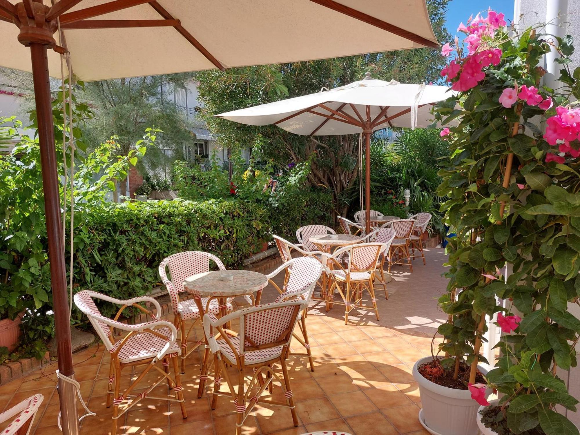 Hotel Driade Sul Mare Rimini Exterior photo